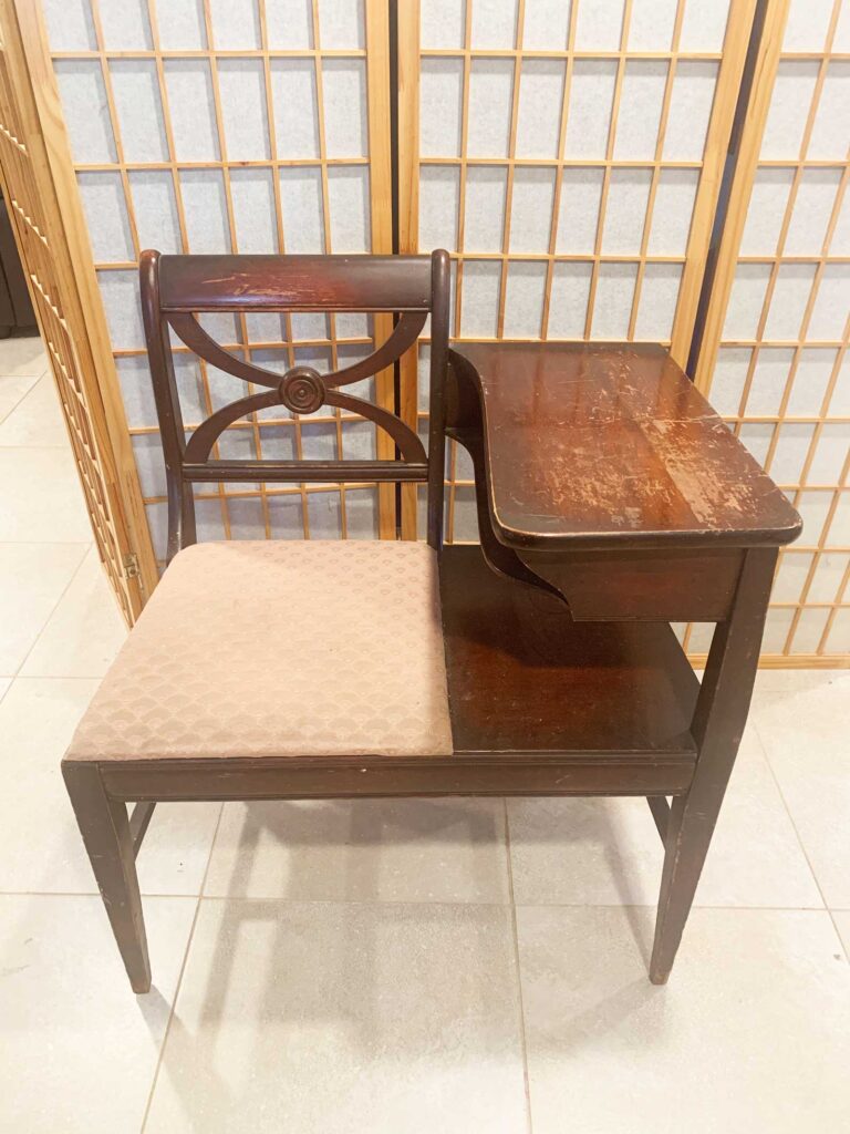 Old telephone table online chair