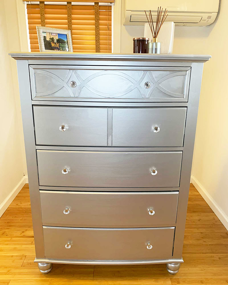 How to Paint Furniture with Modern Masters Metallic Paint